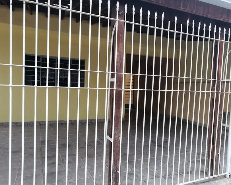 Casa com 3 quartos para alugar, 185m2 em Sorocaba - SP - imagem 3 Foto 3 de Casa com 3 quartos para alugar, 185m2 em Sorocaba - SP