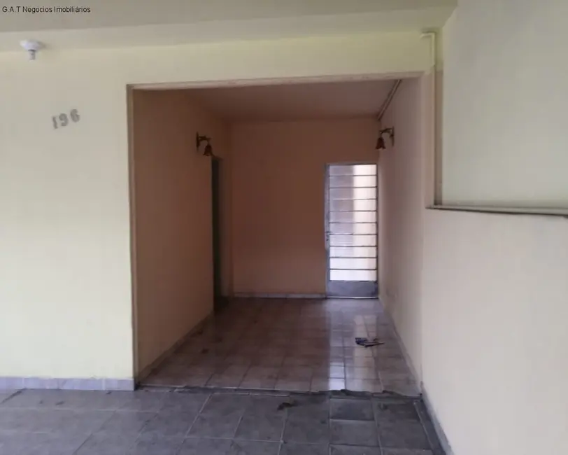Casa com 3 quartos para alugar, 185m2 em Sorocaba - SP - imagem 2 Foto 2 de Casa com 3 quartos para alugar, 185m2 em Sorocaba - SP