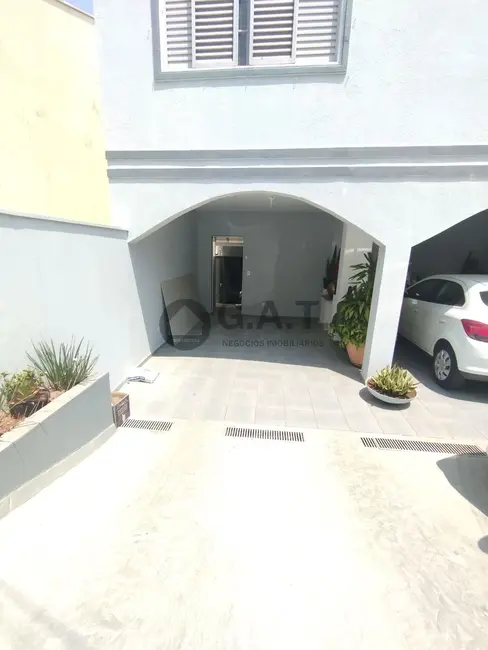 Casa de Condomínio com 3 quartos para alugar, 100m2 em Sorocaba - SP - imagem 2 Foto 2 de Casa de Condomínio com 3 quartos para alugar, 100m2 em Sorocaba - SP