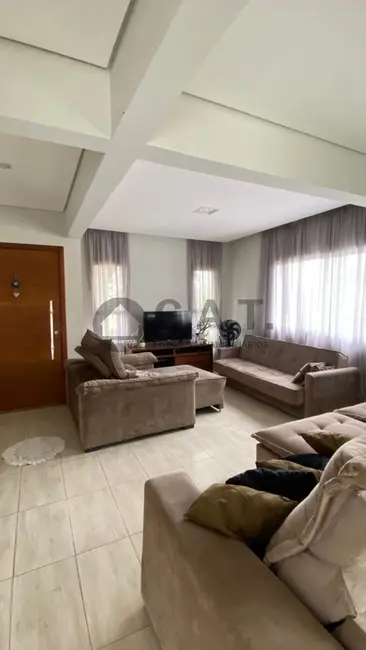 Casa de Condomínio com 4 quartos à venda, 331m2 em Jardim Novo Mundo, Sorocaba - SP - imagem 5 Foto 5 de Casa de Condomínio com 4 quartos à venda, 331m2 em Jardim Novo Mundo, Sorocaba - SP