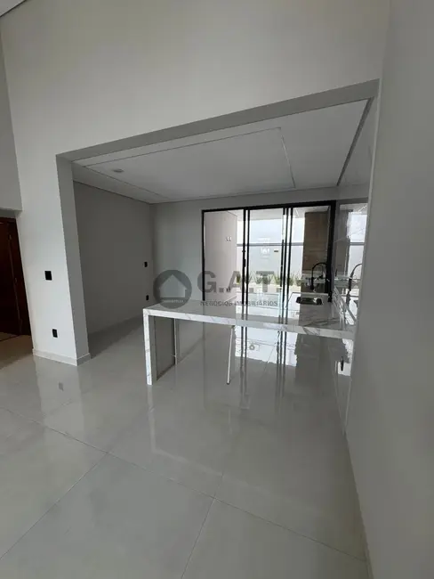 Foto 3 de Casa de Condomínio com 3 quartos à venda, 141m2 em Loteamento Dinorá Rosa, Sorocaba - SP