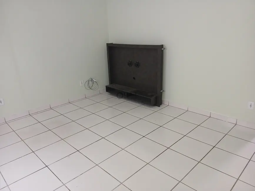 Casa de Condomínio com 2 quartos para alugar, 70m2 em Loteamento Dinorá Rosa, Sorocaba - SP - imagem 4 Foto 4 de Casa de Condomínio com 2 quartos para alugar, 70m2 em Loteamento Dinorá Rosa, Sorocaba - SP