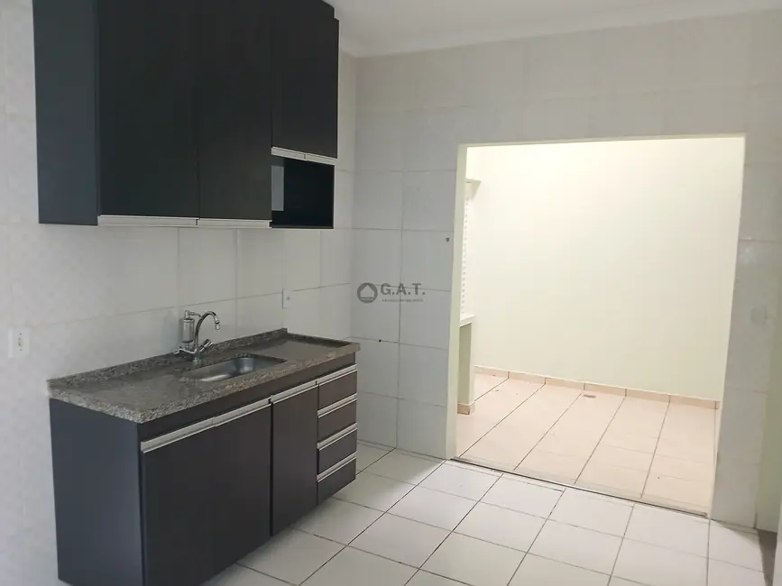 Casa de Condomínio com 2 quartos para alugar, 70m2 em Loteamento Dinorá Rosa, Sorocaba - SP - imagem 6 Foto 6 de Casa de Condomínio com 2 quartos para alugar, 70m2 em Loteamento Dinorá Rosa, Sorocaba - SP