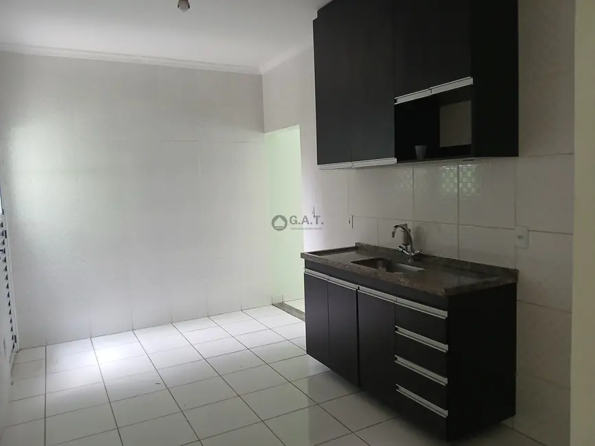Casa de Condomínio com 2 quartos para alugar, 70m2 em Loteamento Dinorá Rosa, Sorocaba - SP - imagem 8 Foto 8 de Casa de Condomínio com 2 quartos para alugar, 70m2 em Loteamento Dinorá Rosa, Sorocaba - SP