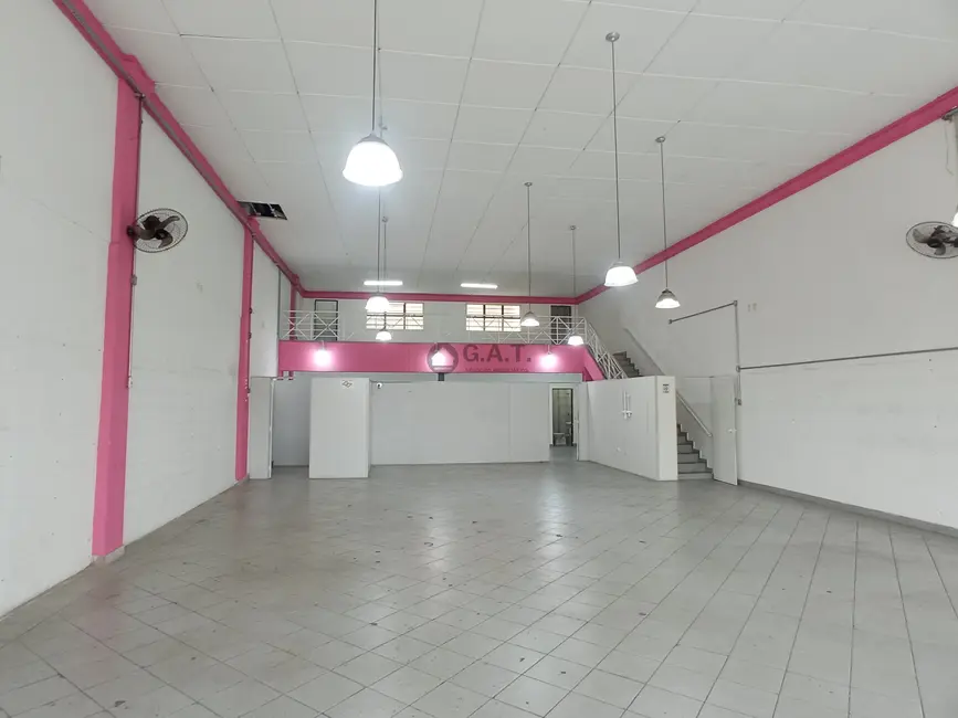 Foto 6 de Armazém / Galpão para alugar, 300m2 em Jardim Santa Cecília, Sorocaba - SP