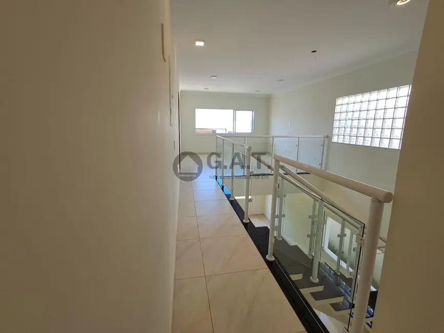 Casa de Condomínio com 3 quartos à venda, 253m2 em Jardim Residencial Chácara Ondina, Sorocaba - SP - imagem 5 Foto 5 de Casa de Condomínio com 3 quartos à venda, 253m2 em Jardim Residencial Chácara Ondina, Sorocaba - SP