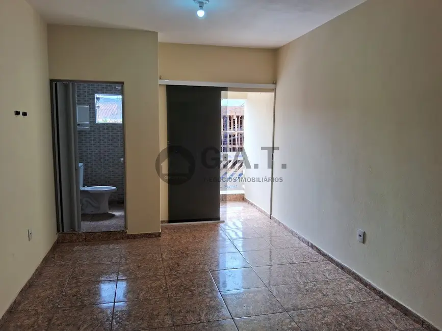 Kitnet com 1 quarto para alugar, 27m2 em Jardim Prestes de Barros, Sorocaba - SP - imagem 1 Foto 1 de Kitnet com 1 quarto para alugar, 27m2 em Jardim Prestes de Barros, Sorocaba - SP