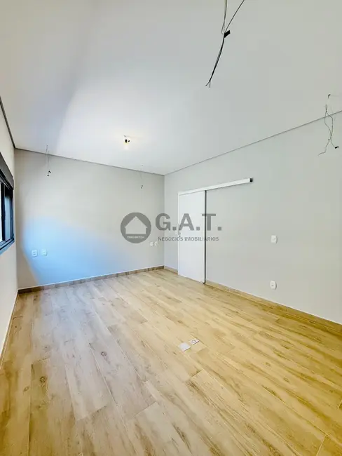 Foto 6 de Casa de Condomínio com 3 quartos à venda, 201m2 em Cajuru do Sul, Sorocaba - SP