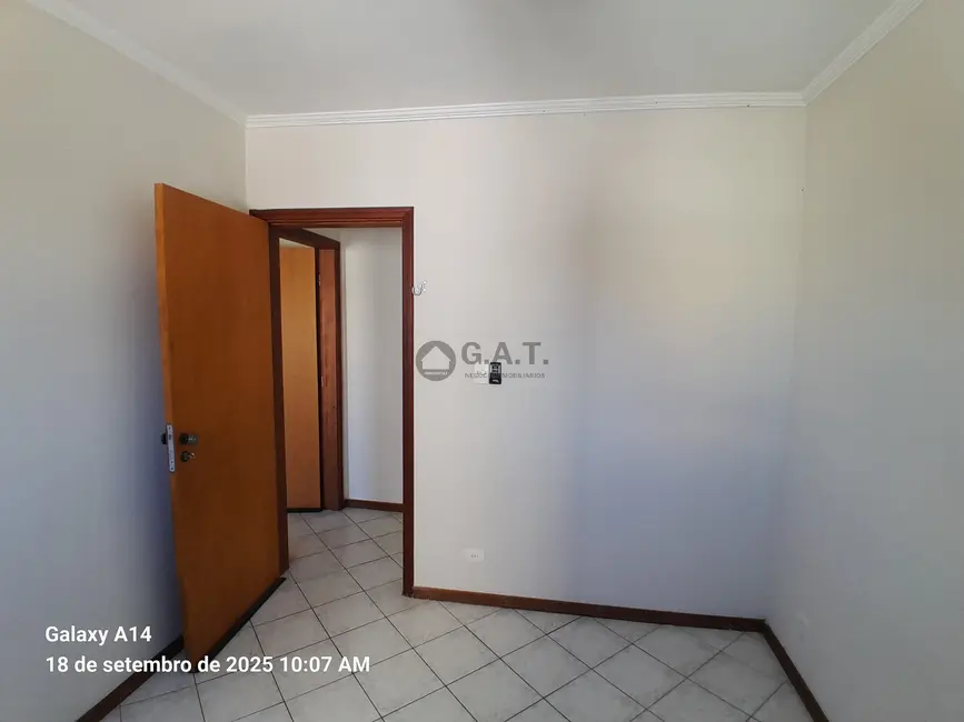 Apartamento com 2 quartos para alugar, 90m2 em Parque Campolim, Sorocaba - SP - imagem 6 Foto 6 de Apartamento com 2 quartos para alugar, 90m2 em Parque Campolim, Sorocaba - SP