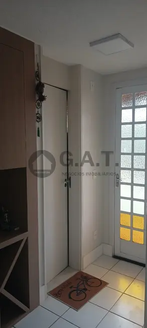 Foto 8 de Casa de Condomínio com 3 quartos à venda, 70m2 em Vossoroca, Votorantim - SP