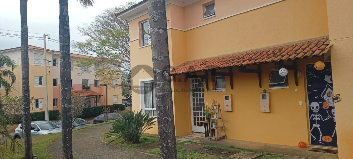 Foto 2 de Casa de Condomínio com 3 quartos à venda, 70m2 em Vossoroca, Votorantim - SP