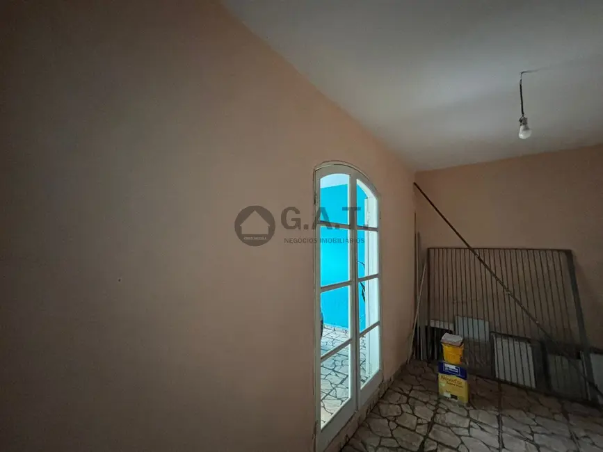 Casa com 3 quartos à venda, 200m2 em Jardim Maria Cristina, Sorocaba - SP - imagem 9 Foto 9 de Casa com 3 quartos à venda, 200m2 em Jardim Maria Cristina, Sorocaba - SP