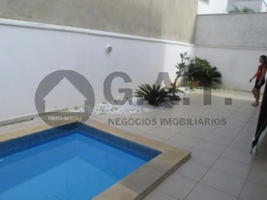 Casa de Condomínio com 3 quartos para alugar, 320m2 em Sorocaba - SP - imagem 5 Foto 5 de Casa de Condomínio com 3 quartos para alugar, 320m2 em Sorocaba - SP