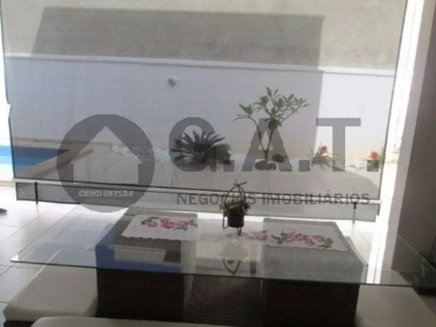 Casa de Condomínio com 3 quartos para alugar, 320m2 em Sorocaba - SP - imagem 9 Foto 9 de Casa de Condomínio com 3 quartos para alugar, 320m2 em Sorocaba - SP