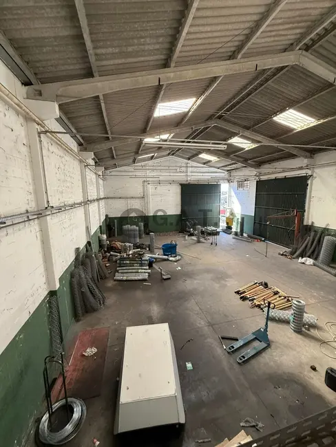 Armazém / Galpão para alugar, 300m2 em Éden, Sorocaba - SP - imagem 2 Foto 2 de Armazém / Galpão para alugar, 300m2 em Éden, Sorocaba - SP