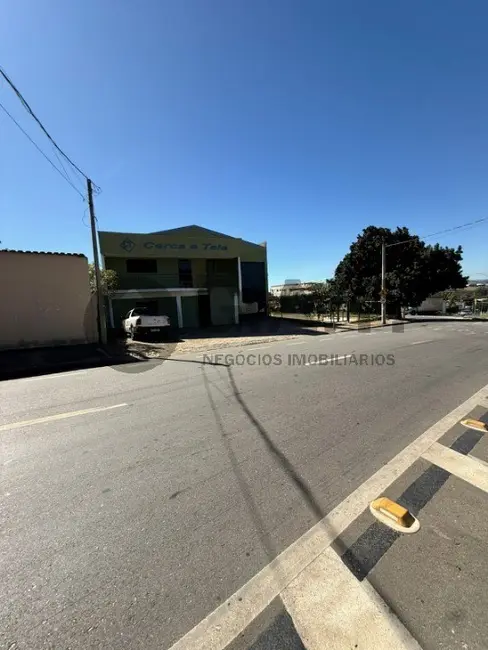 Armazém / Galpão para alugar, 300m2 em Éden, Sorocaba - SP - imagem 5 Foto 5 de Armazém / Galpão para alugar, 300m2 em Éden, Sorocaba - SP