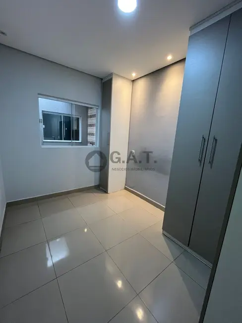 Foto 8 de Casa com 2 quartos para alugar, 60m2 em Vila Mineirão, Sorocaba - SP
