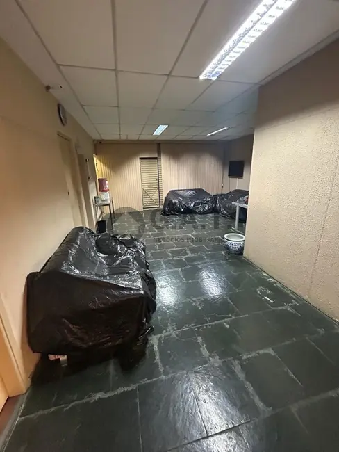 Sala Comercial para alugar, 276m2 em Vila Assis, Sorocaba - SP - imagem 9 Foto 9 de Sala Comercial para alugar, 276m2 em Vila Assis, Sorocaba - SP