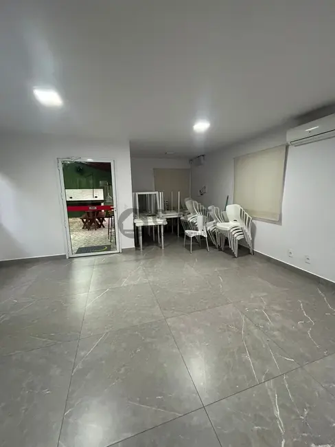 Foto 5 de Casa de Condomínio com 2 quartos para alugar, 77m2 em Caguassu, Sorocaba - SP