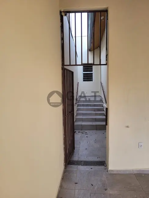 Casa com 3 quartos à venda, 130m2 em Vila Santana, Sorocaba - SP - imagem 4 Foto 4 de Casa com 3 quartos à venda, 130m2 em Vila Santana, Sorocaba - SP