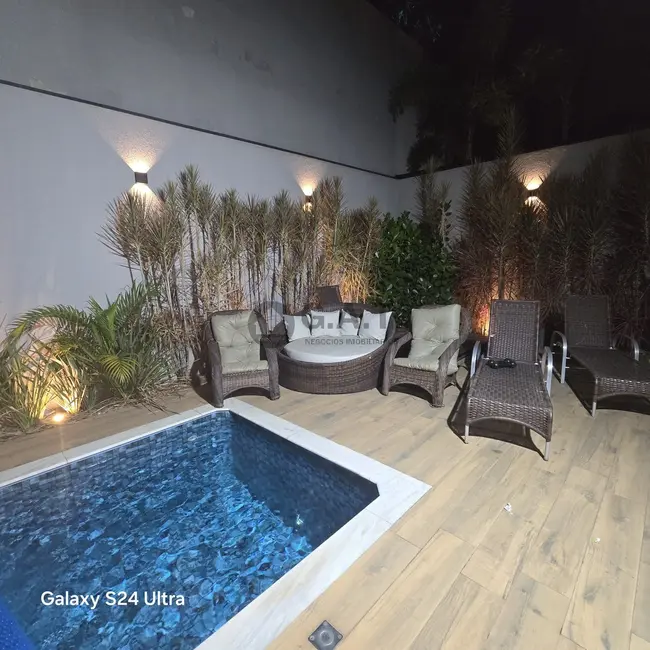 Casa de Condomínio com 3 quartos à venda, 305m2 em Alphaville Nova Esplanada, Votorantim - SP - imagem 1 Foto 1 de Casa de Condomínio com 3 quartos à venda, 305m2 em Alphaville Nova Esplanada, Votorantim - SP