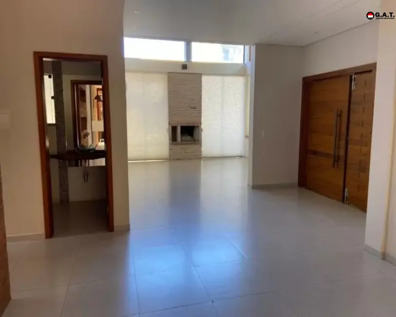 Foto 9 de Casa de Condomínio com 4 quartos à venda, 300m2 em Votorantim - SP