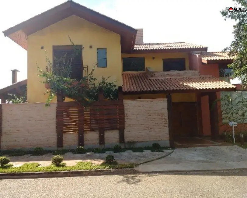 Foto 1 de Casa de Condomínio com 4 quartos para alugar, 300m2 em Votorantim - SP