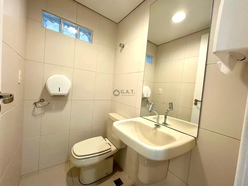 Foto 3 de Sala Comercial para alugar, 74m2 em Parque Campolim, Sorocaba - SP