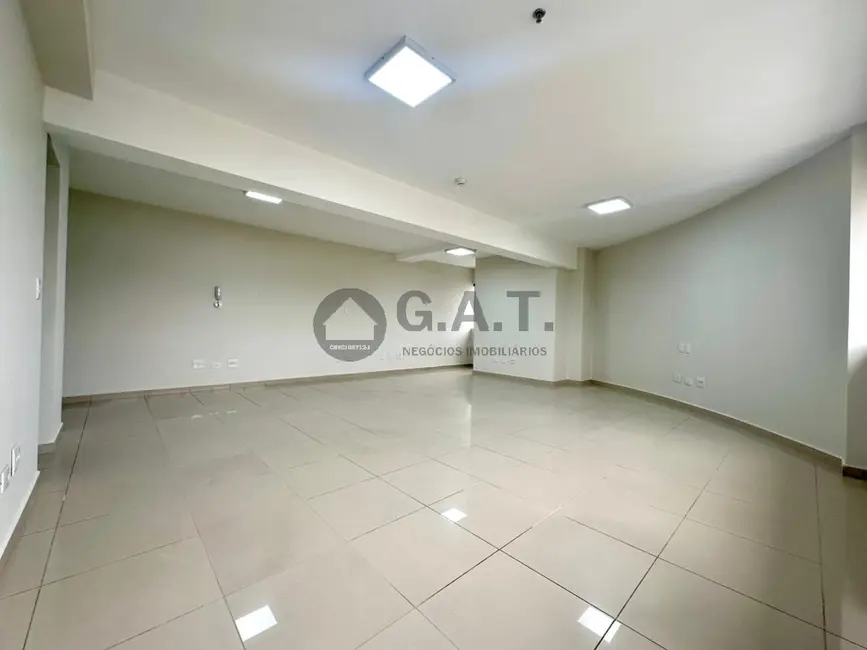 Foto 2 de Sala Comercial para alugar, 74m2 em Parque Campolim, Sorocaba - SP