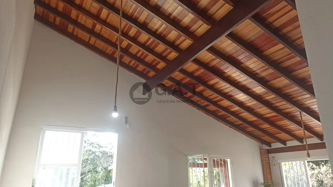 Foto 5 de Chácara com 3 quartos à venda, 215m2 em Aracoiaba Da Serra - SP