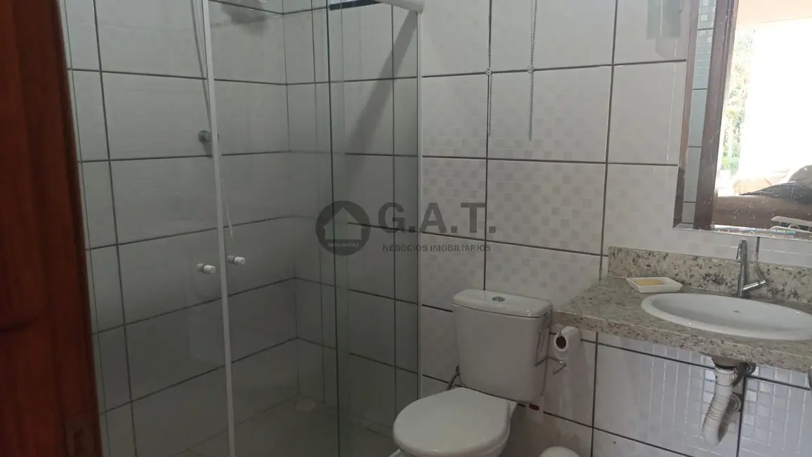 Foto 2 de Chácara com 3 quartos à venda, 215m2 em Aracoiaba Da Serra - SP