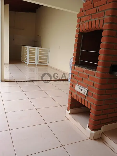 Casa de Condomínio com 3 quartos à venda, 178m2 em Wanel Ville, Sorocaba - SP - imagem 5 Foto 5 de Casa de Condomínio com 3 quartos à venda, 178m2 em Wanel Ville, Sorocaba - SP