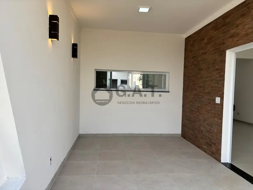 Casa de Condomínio com 3 quartos para alugar, 104m2 em Sorocaba - SP - imagem 4 Foto 4 de Casa de Condomínio com 3 quartos para alugar, 104m2 em Sorocaba - SP