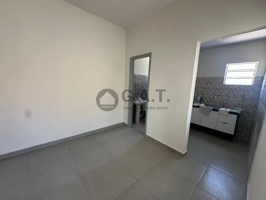 Casa com 1 quarto para alugar, 45m2 em Vila Adélia, Sorocaba - SP - imagem 9 Foto 9 de Casa com 1 quarto para alugar, 45m2 em Vila Adélia, Sorocaba - SP