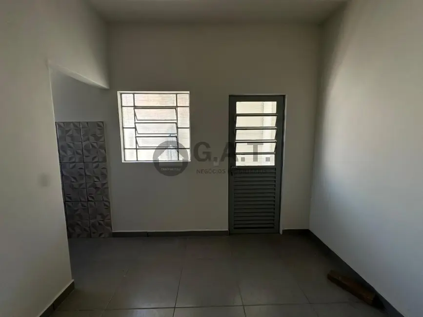 Casa com 1 quarto para alugar, 45m2 em Vila Adélia, Sorocaba - SP - imagem 8 Foto 8 de Casa com 1 quarto para alugar, 45m2 em Vila Adélia, Sorocaba - SP