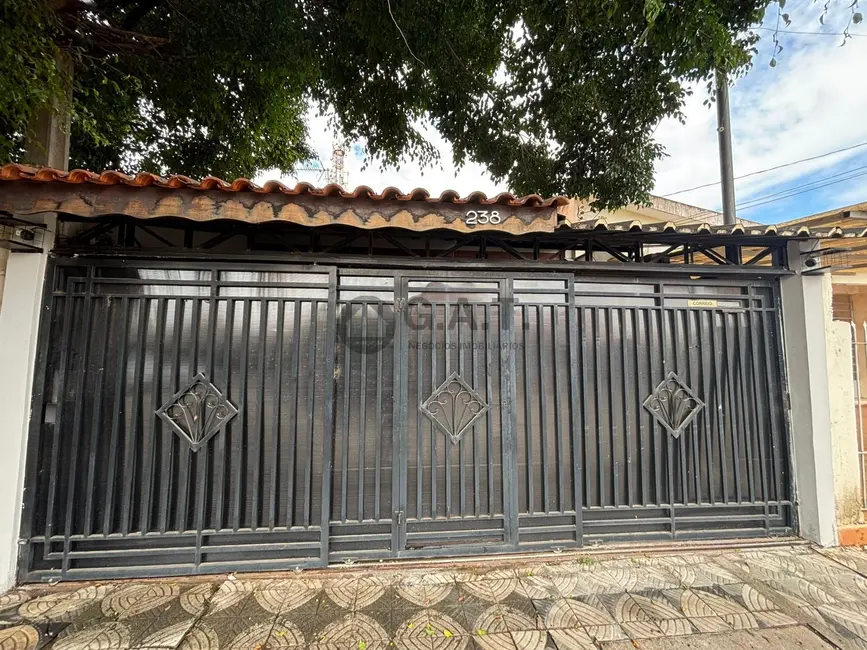 Casa com 2 quartos para alugar, 95m2 em Vila Assis, Sorocaba - SP - imagem 1 Foto 1 de Casa com 2 quartos para alugar, 95m2 em Vila Assis, Sorocaba - SP