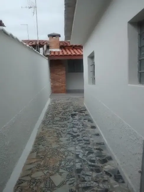 Casa com 2 quartos para alugar, 58m2 em Vila Angélica, Sorocaba - SP - imagem 1 Foto 1 de Casa com 2 quartos para alugar, 58m2 em Vila Angélica, Sorocaba - SP