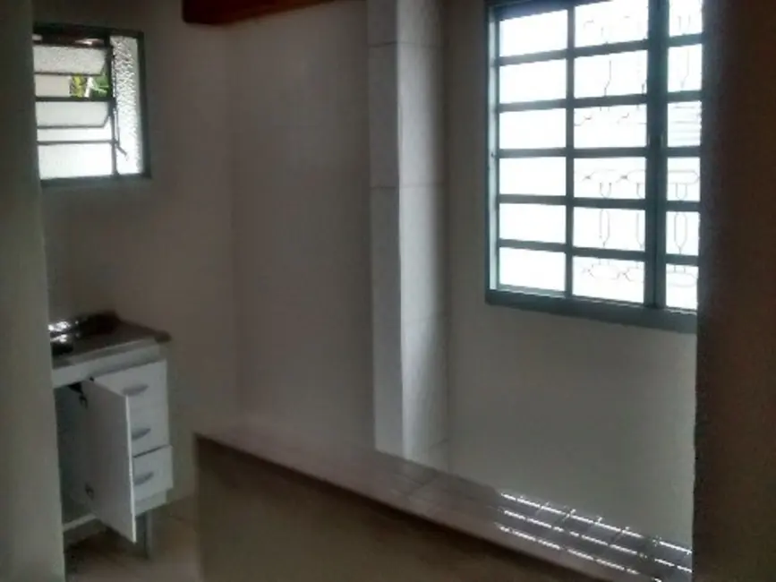 Casa com 2 quartos para alugar, 58m2 em Vila Angélica, Sorocaba - SP - imagem 8 Foto 8 de Casa com 2 quartos para alugar, 58m2 em Vila Angélica, Sorocaba - SP