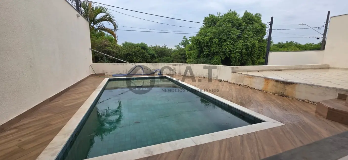 Foto 1 de Casa de Condomínio com 3 quartos para alugar, 300m2 em Jardim Ibiti do Paço, Sorocaba - SP