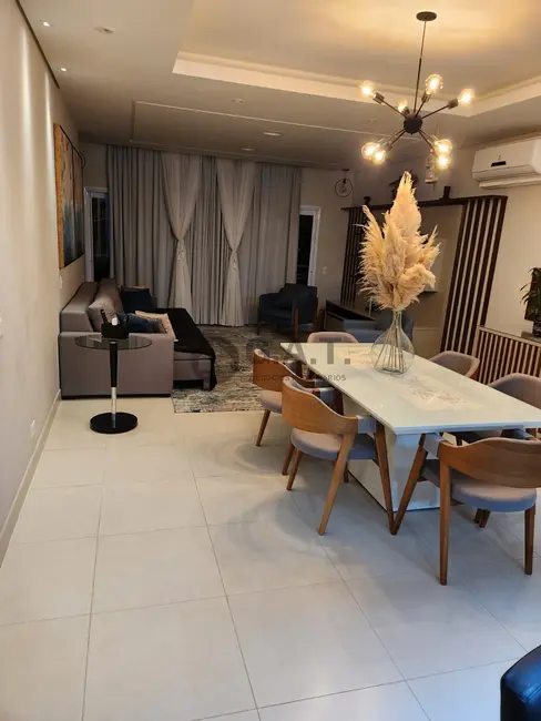 Casa de Condomínio com 3 quartos à venda, 199m2 em Jardim Gramados de Sorocaba, Sorocaba - SP - imagem 6 Foto 6 de Casa de Condomínio com 3 quartos à venda, 199m2 em Jardim Gramados de Sorocaba, Sorocaba - SP