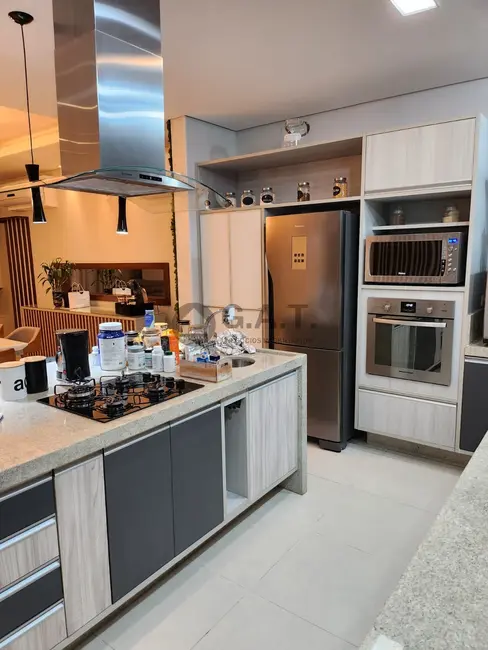 Casa de Condomínio com 3 quartos à venda, 199m2 em Jardim Gramados de Sorocaba, Sorocaba - SP - imagem 4 Foto 4 de Casa de Condomínio com 3 quartos à venda, 199m2 em Jardim Gramados de Sorocaba, Sorocaba - SP