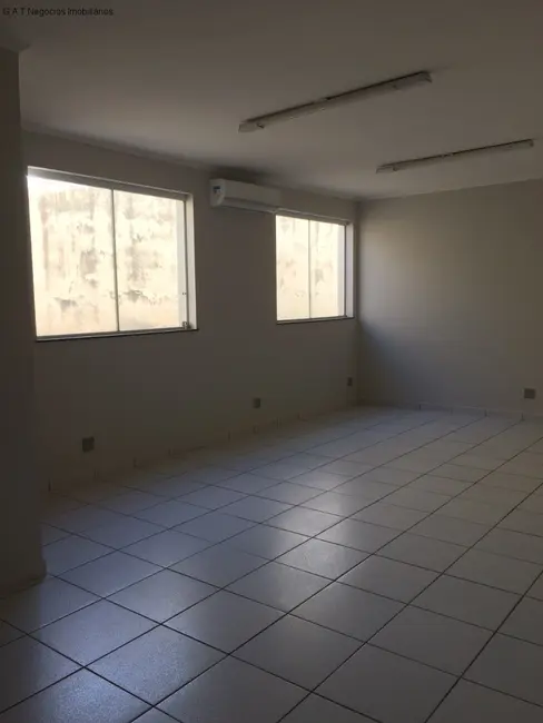 Sala Comercial para alugar, 30m2 em Sorocaba - SP - imagem 3 Foto 3 de Sala Comercial para alugar, 30m2 em Sorocaba - SP