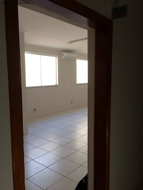 Sala Comercial para alugar, 30m2 em Sorocaba - SP - imagem 2 Foto 2 de Sala Comercial para alugar, 30m2 em Sorocaba - SP
