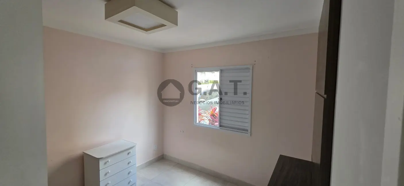 Apartamento com 2 quartos para alugar, 49m2 em Parque Manchester, Sorocaba - SP - imagem 8 Foto 8 de Apartamento com 2 quartos para alugar, 49m2 em Parque Manchester, Sorocaba - SP