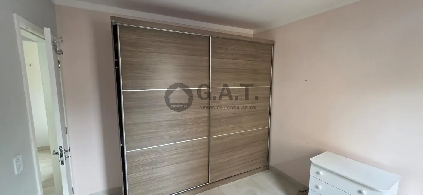 Apartamento com 2 quartos para alugar, 49m2 em Parque Manchester, Sorocaba - SP - imagem 9 Foto 9 de Apartamento com 2 quartos para alugar, 49m2 em Parque Manchester, Sorocaba - SP