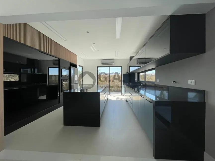 Foto 3 de Casa de Condomínio com 4 quartos à venda, 400m2 em Alphaville Nova Esplanada, Votorantim - SP