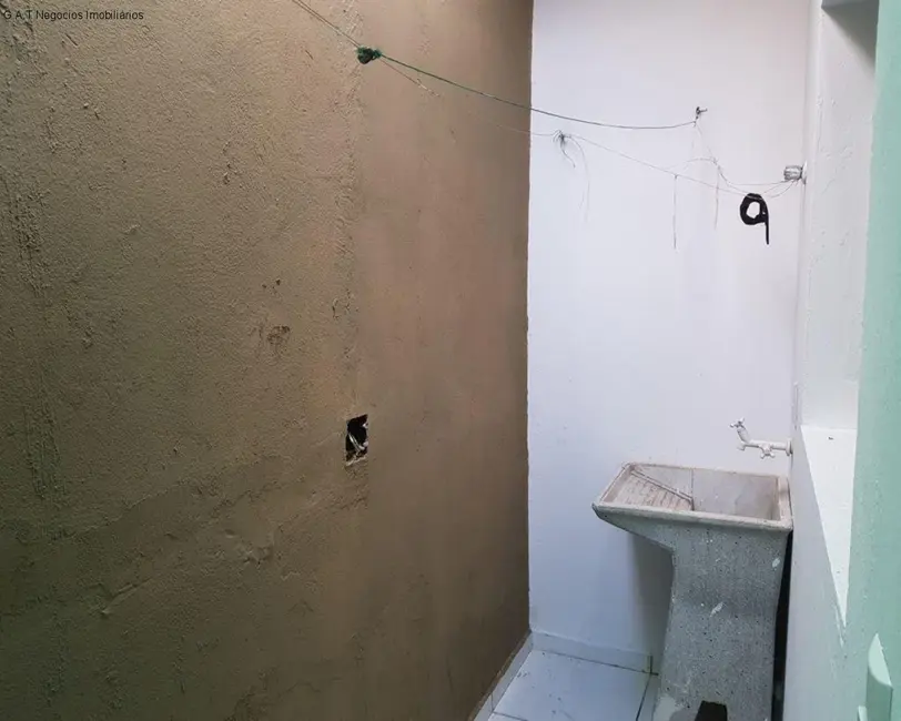 Foto 6 de Casa com 2 quartos para alugar, 55m2 em Jardim Santa Bárbara, Sorocaba - SP