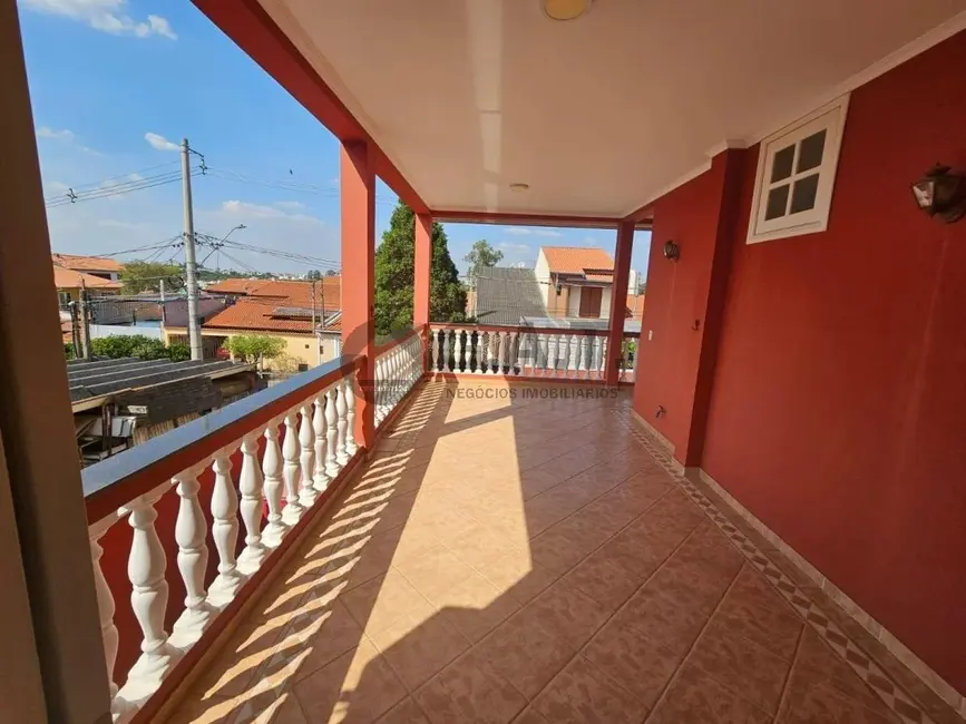 Casa com 3 quartos à venda, 300m2 em Jardim das Estrelas, Sorocaba - SP - imagem 5 Foto 5 de Casa com 3 quartos à venda, 300m2 em Jardim das Estrelas, Sorocaba - SP
