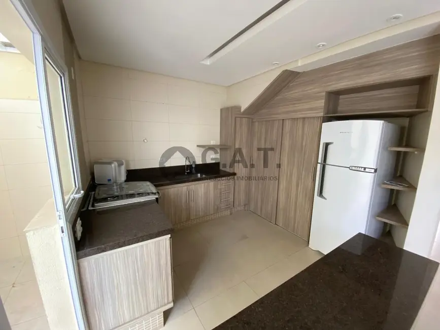 Casa de Condomínio com 3 quartos para alugar, 120m2 em Jardim Santa Rosália, Sorocaba - SP - imagem 5 Foto 5 de Casa de Condomínio com 3 quartos para alugar, 120m2 em Jardim Santa Rosália, Sorocaba - SP