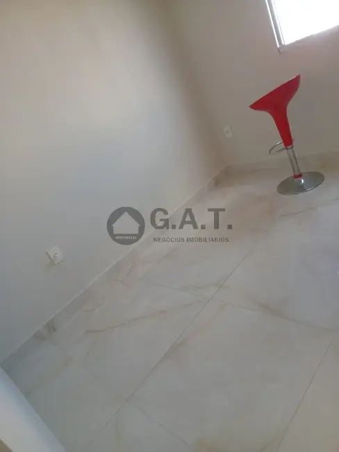 Apartamento com 2 quartos para alugar, 45m2 em Sorocaba - SP - imagem 9 Foto 9 de Apartamento com 2 quartos para alugar, 45m2 em Sorocaba - SP